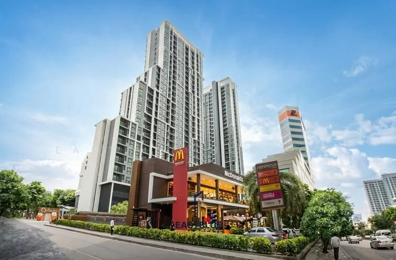 2 Bedroom condo in Quinn Ratchada 17