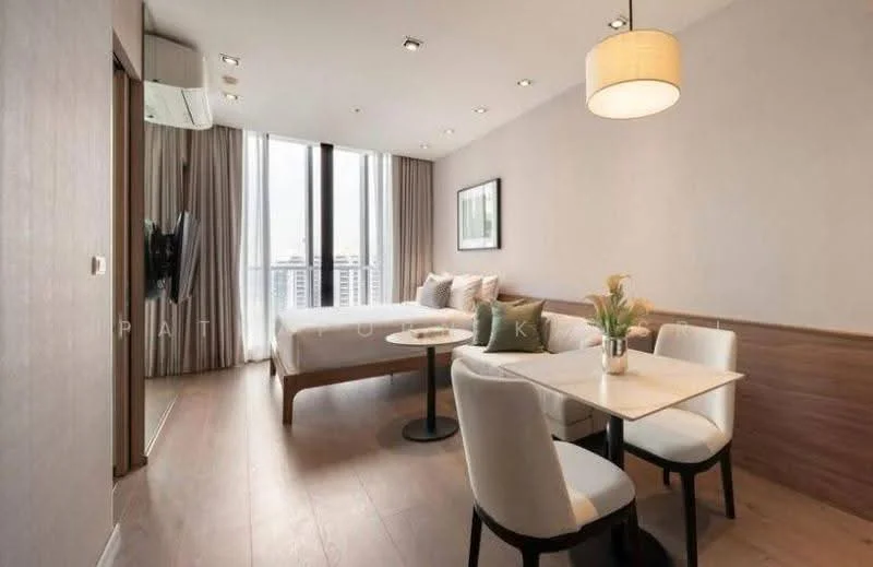 1 Bedroom condo in Park Origin Phrom Phong (Park 24)