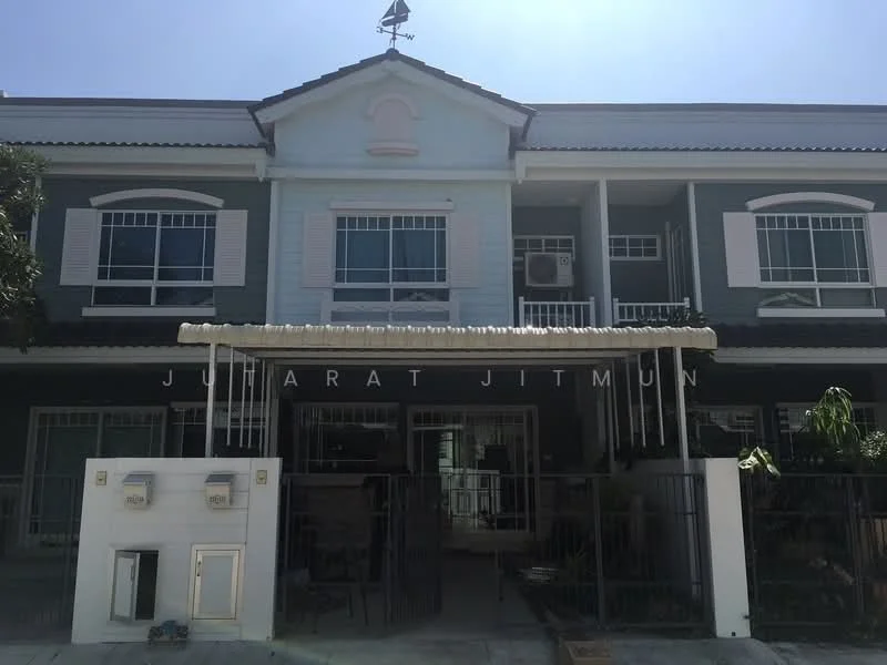 2 Bedroom condo in Villaggio Bangna