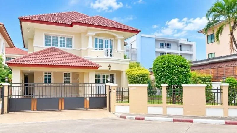4 Bedroom condo in ไม่พบโครงการ