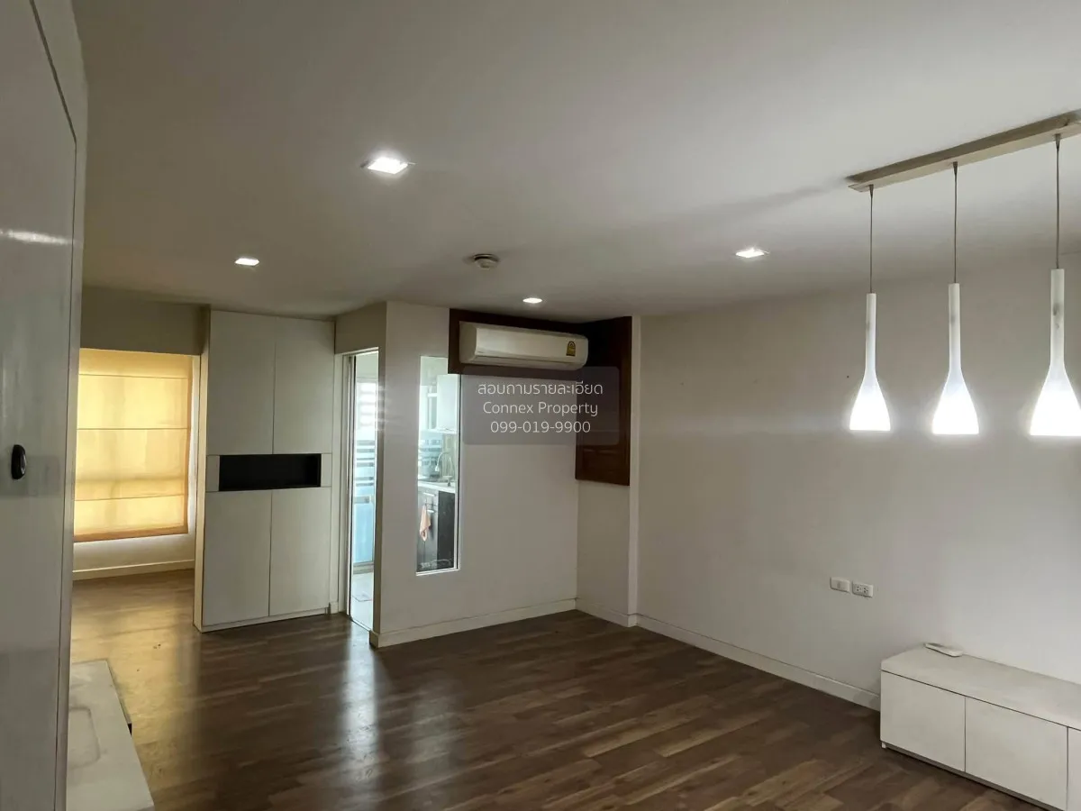 2 Bedroom condo in The Room Sukhumvit 79