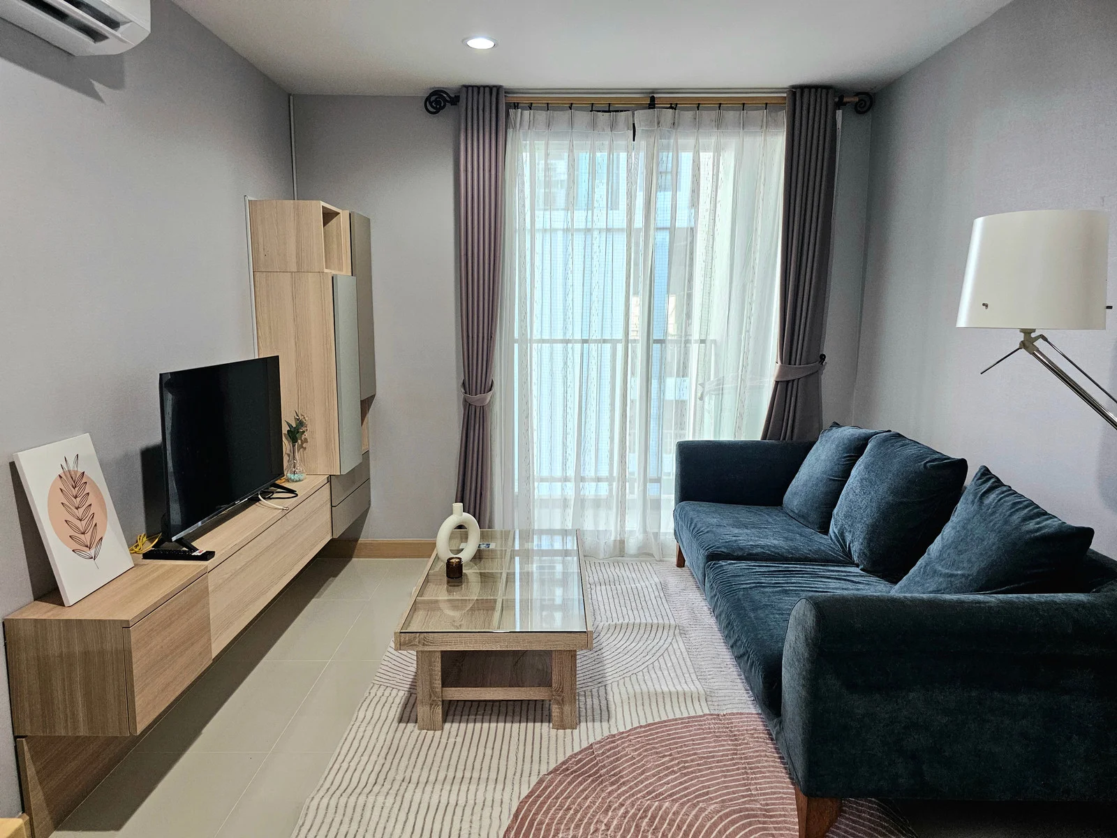 2 Bedroom condo in The President Sukhumvit 81
