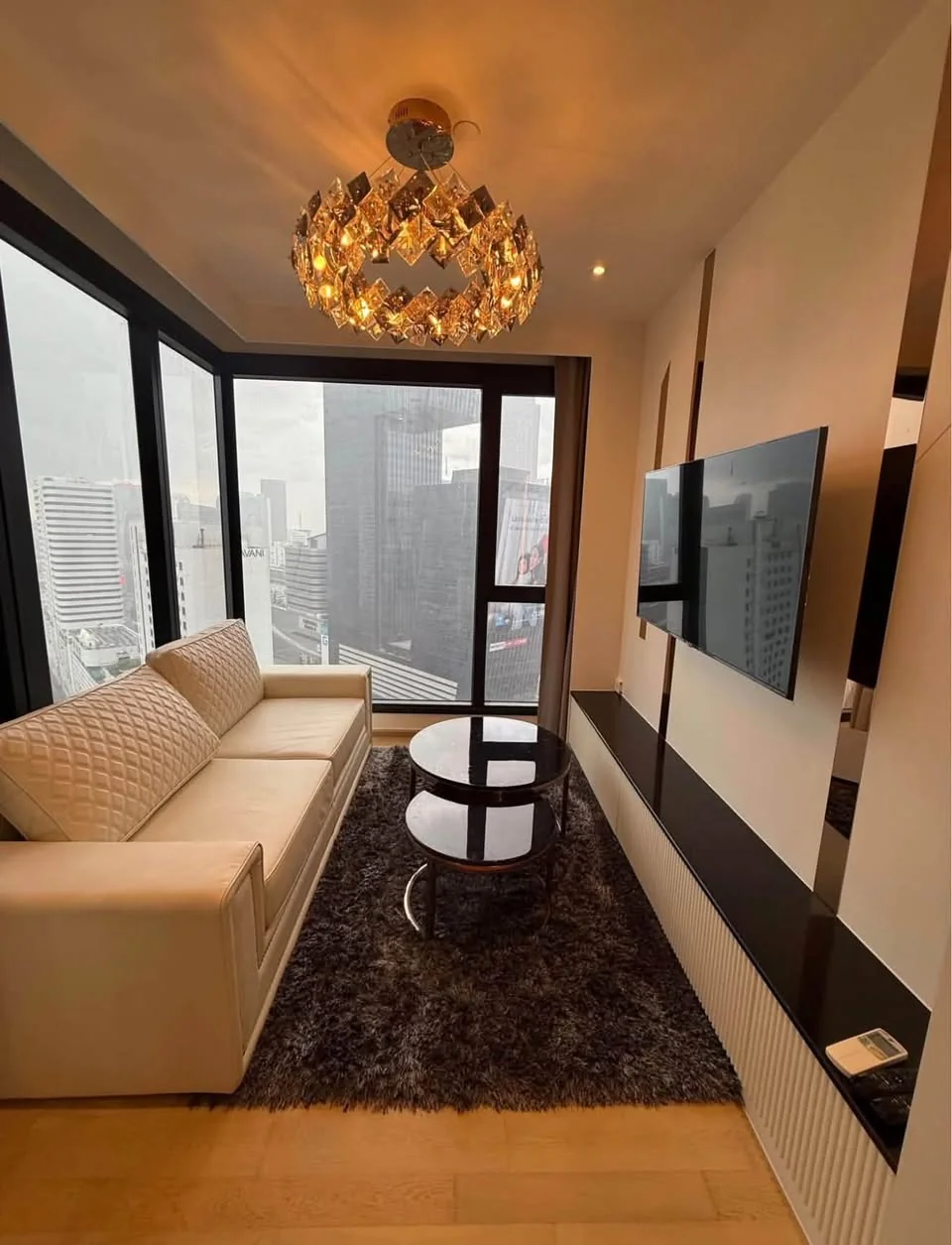 1 Bedroom condo in ASHTON Asoke-Rama 9