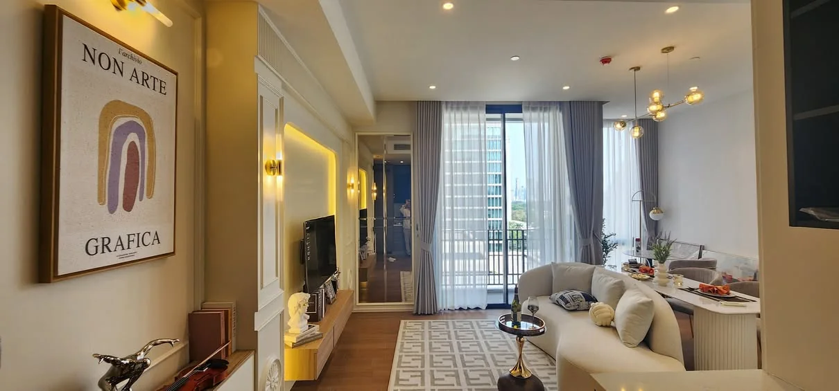 1 Bedroom condo in Muniq Langsuan