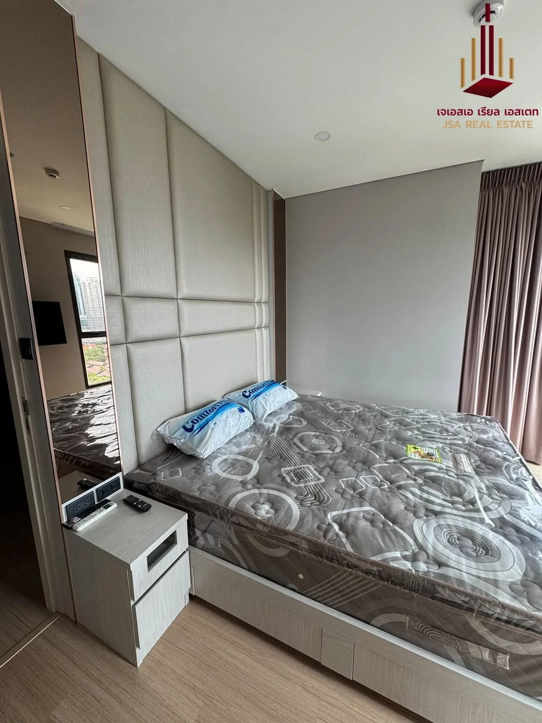 2 Bedroom condo in Lumpini Suite Phetchaburi-Makkasan