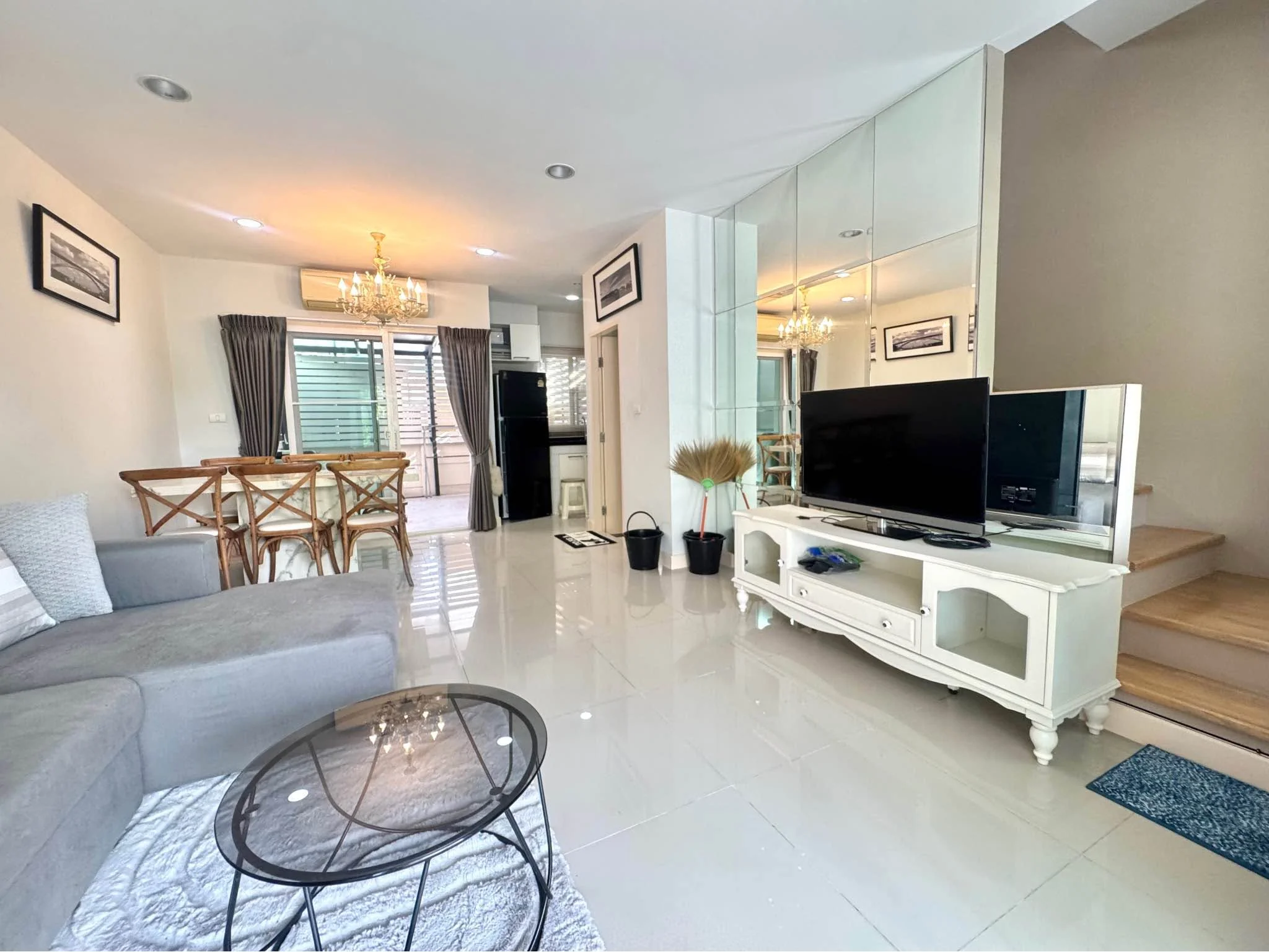 3 Bedroom condo in Baan Klang Muang Rama 9 (Motorway)