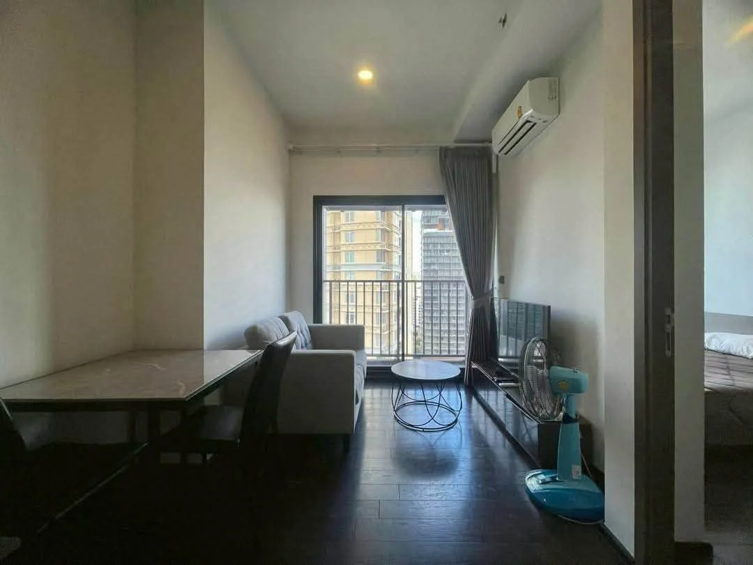1 Bedroom condo in Park Origin Thonglor
