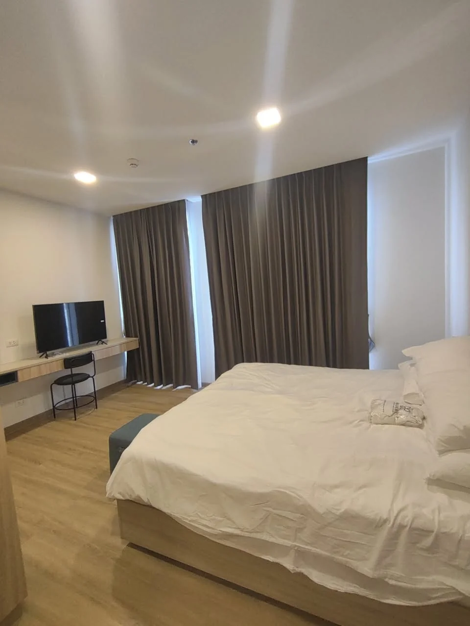 2 Bedroom condo in XT Phayathai