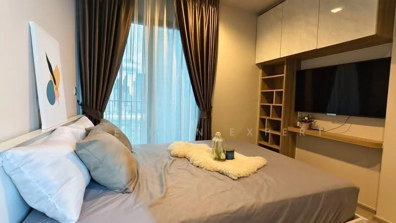 1 Bedroom condo in Life Asoke-Rama 9