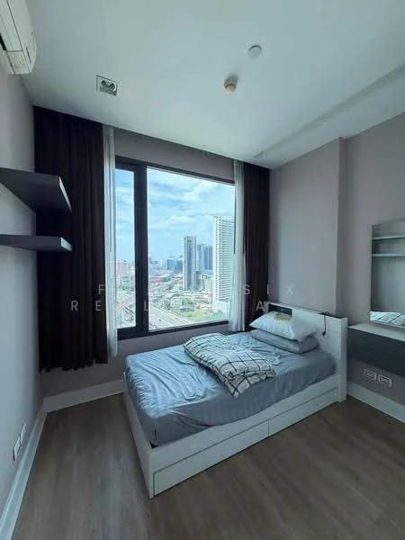 2 Bedroom condo in Equinox Phahol Vibha