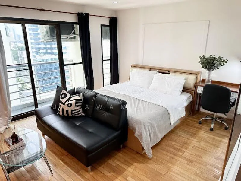 1 Bedroom condo in The Grand Regent