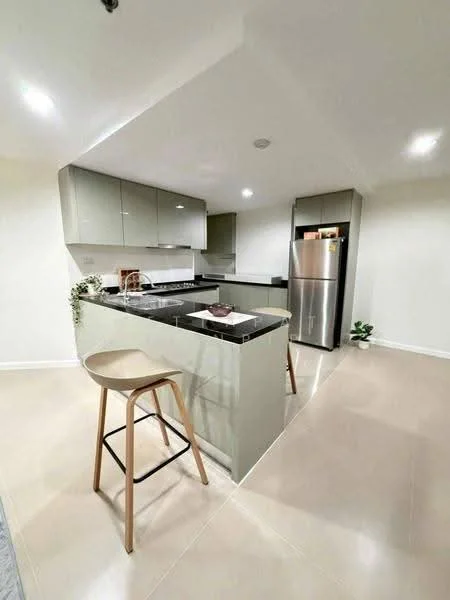 2 Bedroom condo in Belle Grand Rama 9