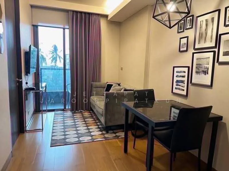 1 Bedroom condo in The Lumpini 24