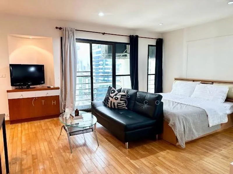 1 Bedroom condo in The Grand Regent