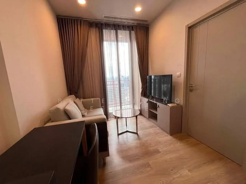 1 Bedroom condo in Oka Haus Sukhumvit 36
