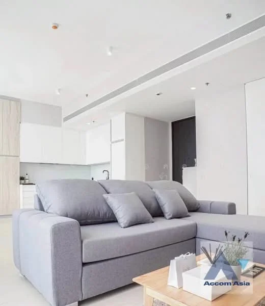 2 Bedroom condo in Tait Sathorn 12
