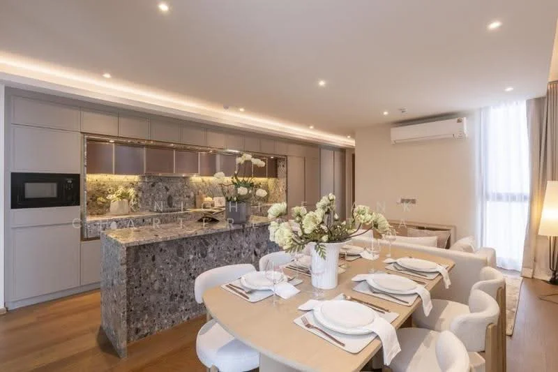 2 Bedroom condo in Via ARI