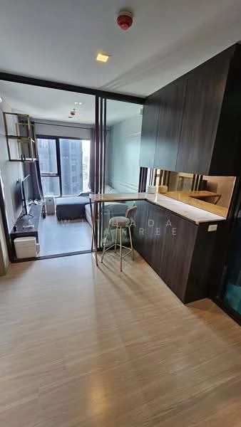 1 Bedroom condo in Life Asoke-Rama 9