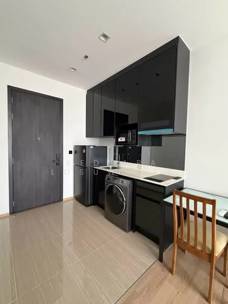 1 Bedroom condo in Noble Around Ari