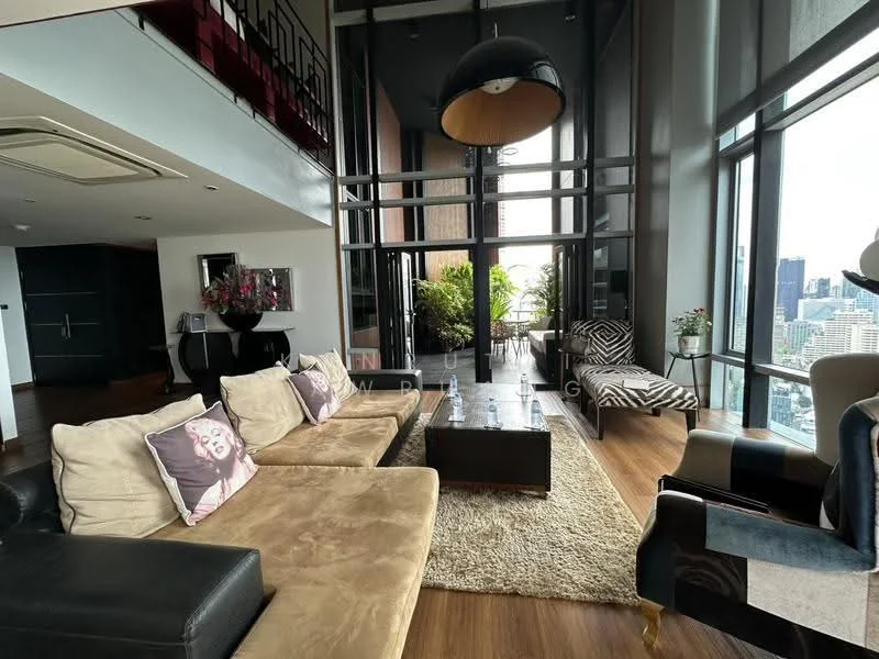 5 Bedroom condo in All Seasons Mansion