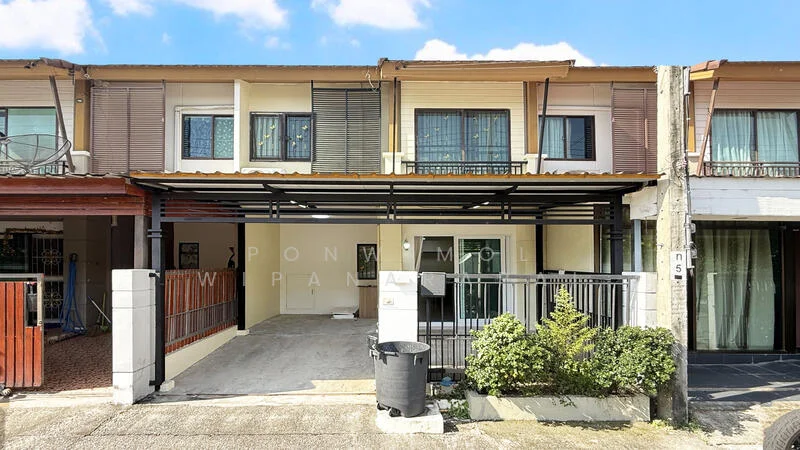 3 Bedroom condo in Pruksa Ville 57 Pattanakarn
