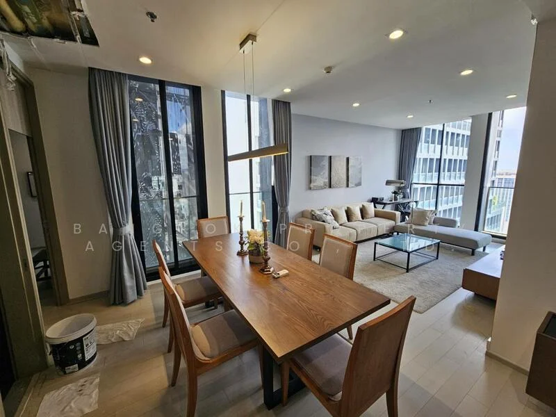 3 Bedroom condo in Noble Ploenchit