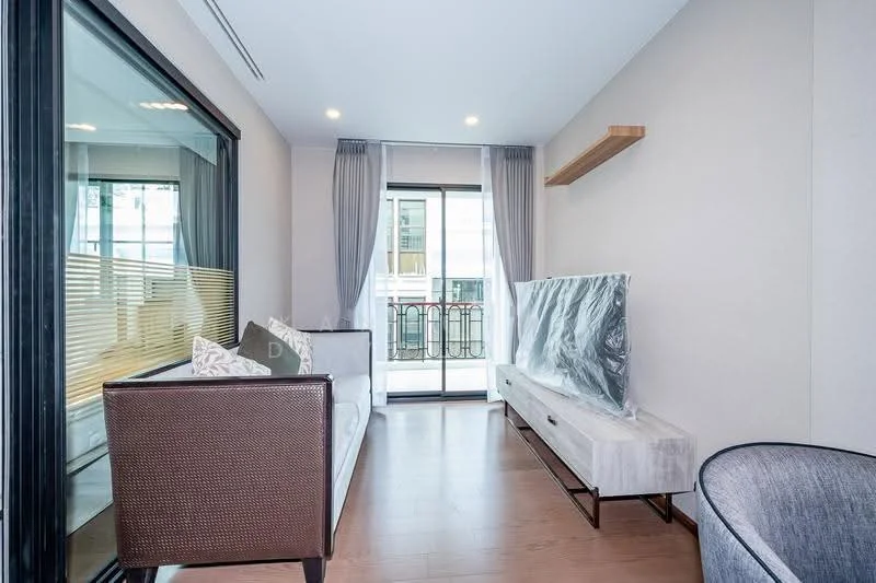 1 Bedroom condo in Na Vara Residence
