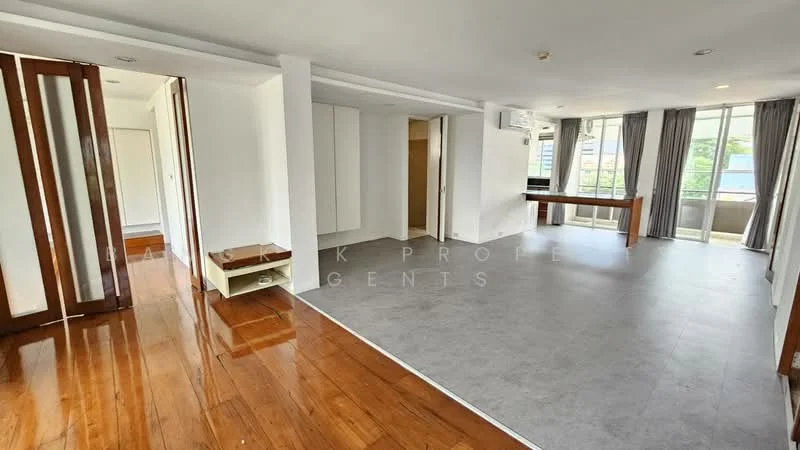 3 Bedroom condo in AA Court