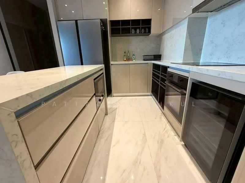 3 Bedroom condo in LAVIQ Sukhumvit 57