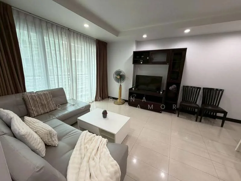 2 Bedroom condo in The Avenue Sukumvit 61