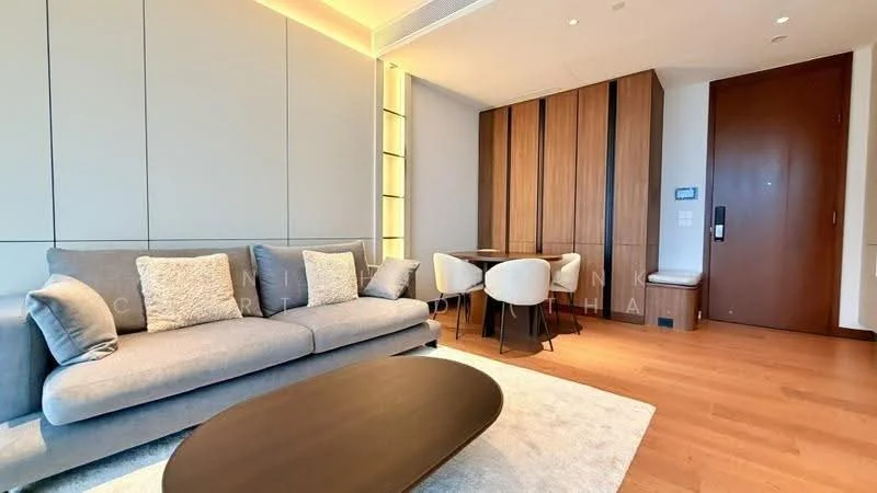 1 Bedroom condo in Dusit Central Park (Residences)