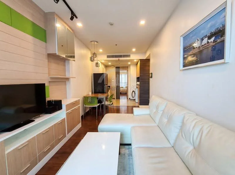 1 Bedroom condo in Supalai Lite Sathorn-Charoenrat