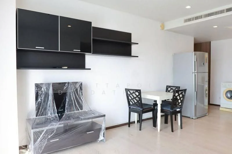 2 Bedroom condo in Noble Solo