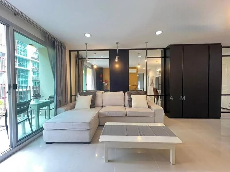 2 Bedroom condo in The Clover Thonglor Residence