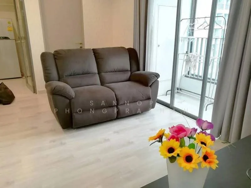 2 Bedroom condo in IDEO MOBI Sukhumvit 81