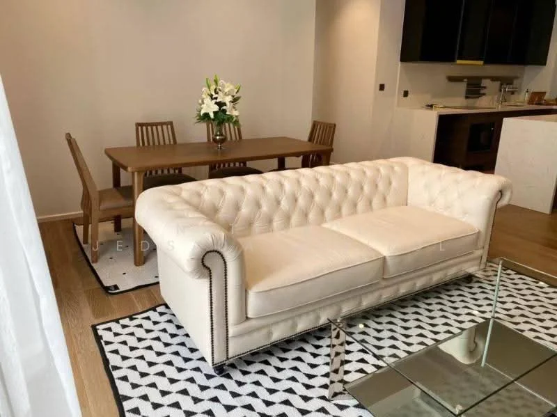 2 Bedroom condo in Muniq Langsuan