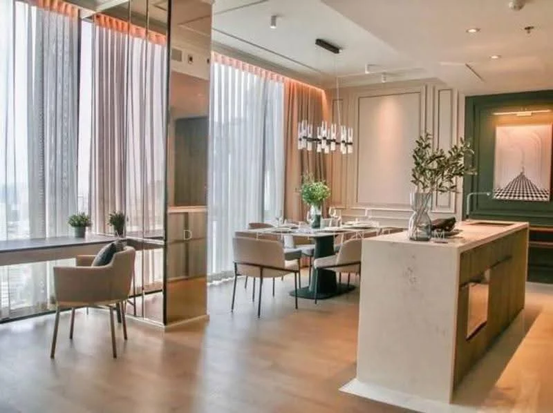 3 Bedroom condo in Celes Asoke
