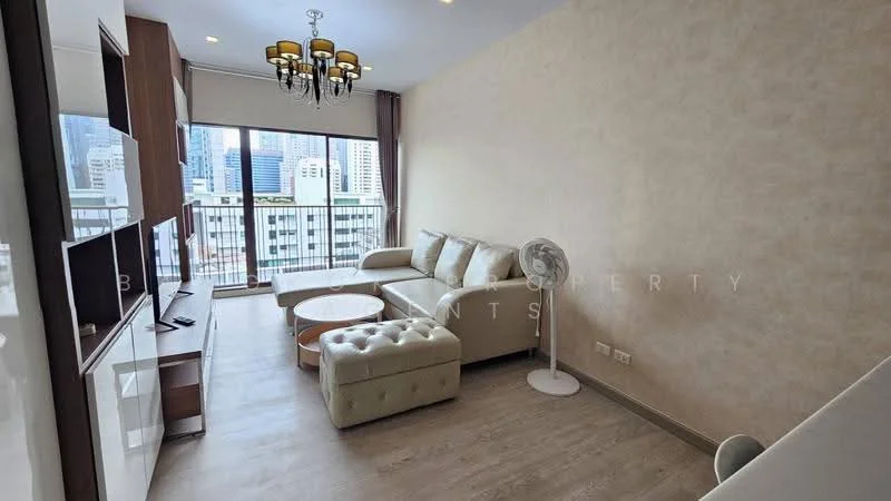 1 Bedroom condo in Noble Refine