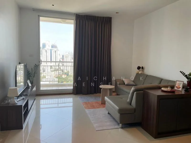 2 Bedroom condo in The Empire Place