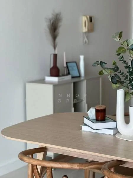 2 Bedroom condo in Fullerton Sukhumvit