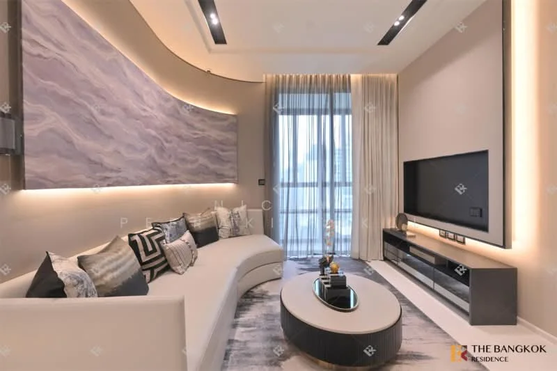 2 Bedroom condo in The Bangkok Thonglor