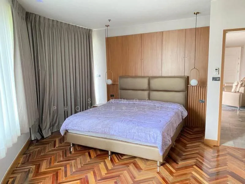 2 Bedroom condo in Moon Tower