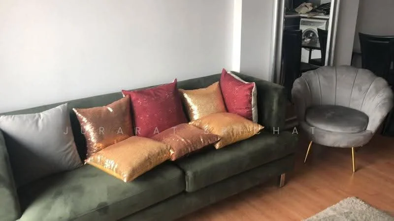 2 Bedroom condo in The Base Sukhumvit 77