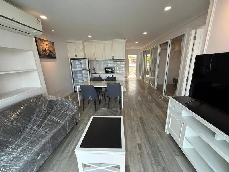 2 Bedroom condo in Fare Tower