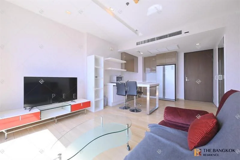 2 Bedroom condo in Siri At Sukhumvit