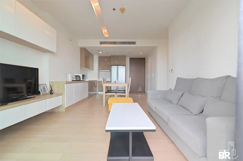 2 Bedroom condo in Siri At Sukhumvit