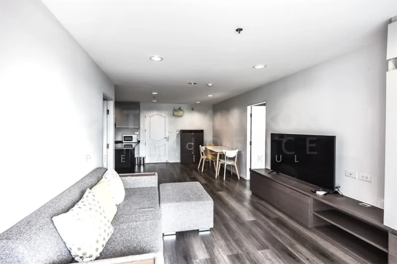 2 Bedroom condo in Serene Place Sukhumvit 24