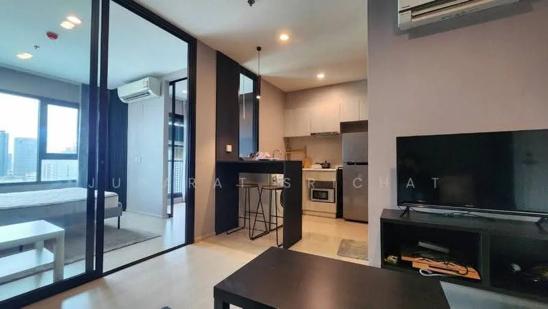 1 Bedroom condo in Life Asoke