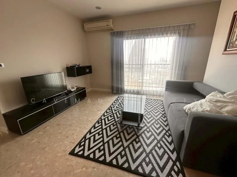 1 Bedroom condo in The Crest Sukhumvit 34