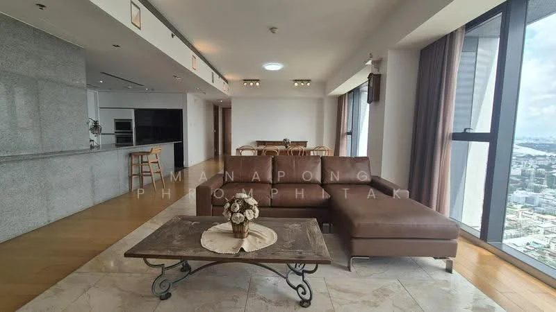 3 Bedroom condo in The Met Sathorn